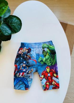 Marvel стильные шорты-плавки на мальчика 5-6 лет