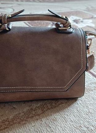Класна сумка коричнево-бежевого кольору