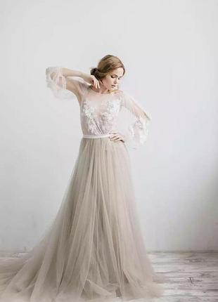 Весільна сукня