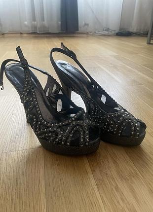 Праздничные туфли