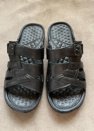 Новые мужские шлепки