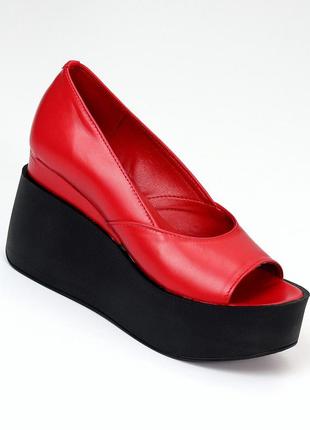 Натуральна шкіра яскраві жіночі туфлі на танкетці червоні4 фото