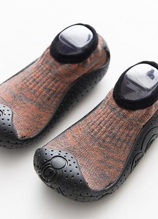 Носки - тапки tooncai. коричневые, первая обувь
