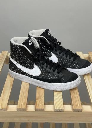 Кроссовки nike blazer