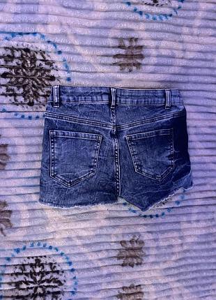 Шорти