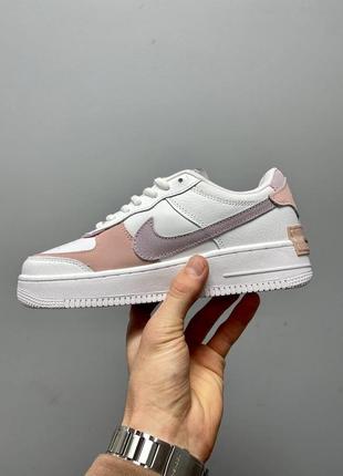 Стильные женские кроссовки nike air force 1 shadow amethyst белые с цветными вставками3 фото