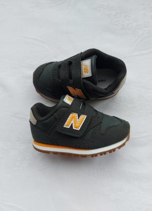 Кроссовки new balance р.21