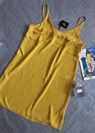 Жовте літнє плаття на бретелях1 фото