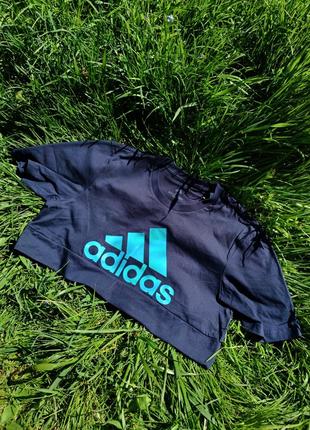 Original! жіночий кроп-топ adidas новий.