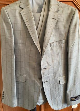 Костюмы мужские