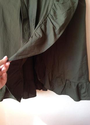 Сукня на запах з воланами хакі5 фото
