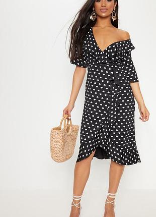 Нереально крутое эластичное платье в сердечки prettylittlething!