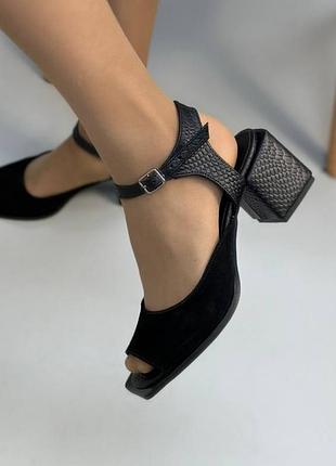 Екслюзивні босоніжки з італійської шкіри та замші жіночі на підборах