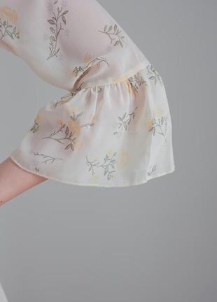Шифоновое платье в цветочный принт4 фото