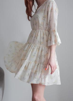 Шифоновое платье в цветочный принт10 фото