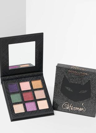 Палетка makeup revolution x dс catwoman™