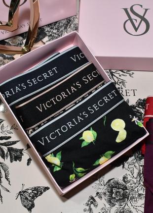 Набор трусиков, комплект из 3 пар victorias secret. виктория сикрет2 фото