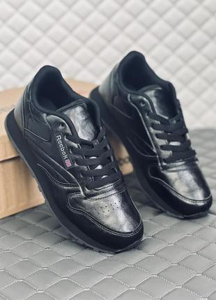 Кросівки жіночі чоловічі підліткові reebok classic leather кросівки рибок 36-41