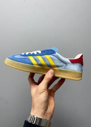 Шикарные женские кроссовки adidas gazelle x gucci blue синие с жёлтым и красным2 фото