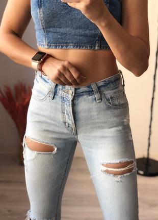Рваные джинсы abercrombie4 фото