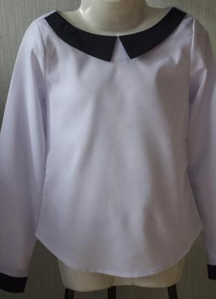 Белая блузка с синим воротником и манжетами фирмы umbo1 фото