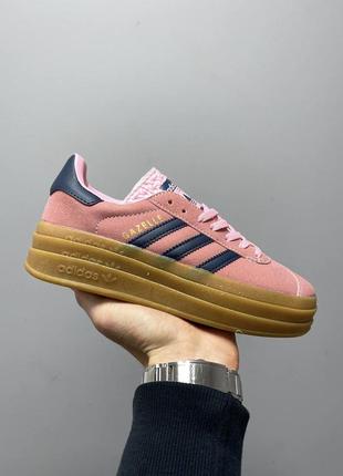 Шикарные лимитированные кроссовки на платформе adidas gazelle bold pink glow розовые с тёмно-синим