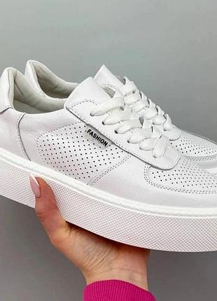 Кроссовки кожаные. скидка!! последняя пара 25 см.