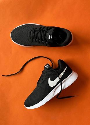 Nike tanjun bw