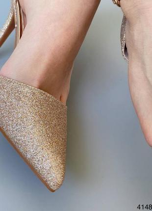 Жіночі туфлі золото з блискітками на шпильці човники3 фото