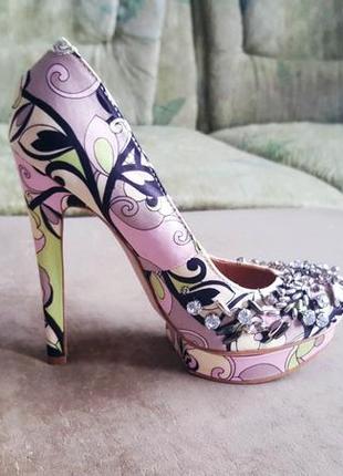 Туфли фирмы river island с пайетками