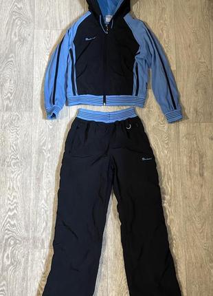 Спортивный костюм