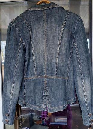 Стильная куртка (жакет) джинсовая. размер - м-л4 фото
