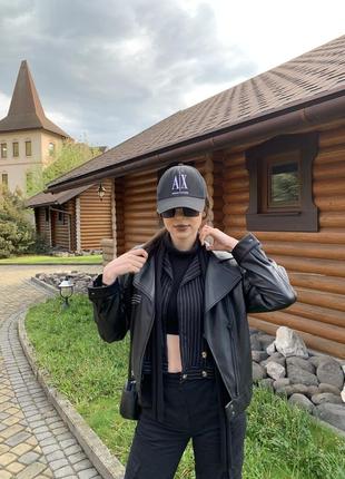 Стильная жилетка черного цвета 🖤3 фото