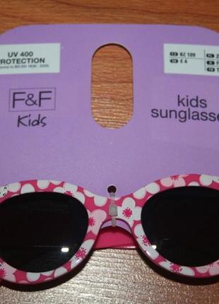Сонцезахисні окуляри. камінчики. фірма: f&f (англія)