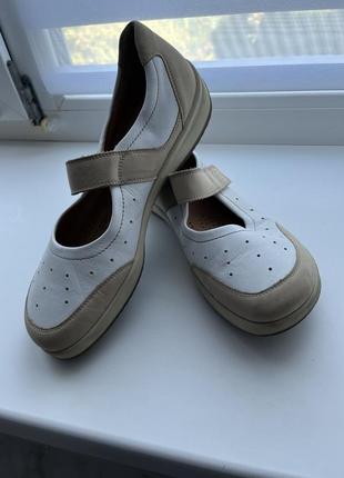 Женские туфли мокасины 40р натуральная кожа1 фото