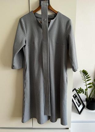 Плаття у клітинку