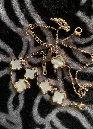 Косметичка dior серебристая 12 см