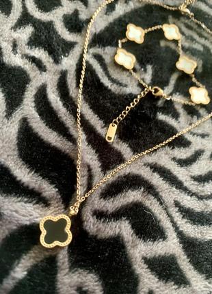 Косметичка dior серебристая 12 см