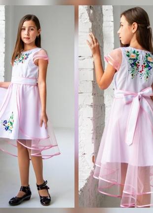 Вышитое платье на девочку