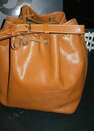 Louis vuitton petit noe epi sholder bag оригинал 2