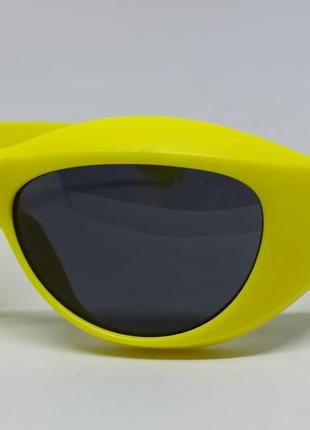 Очки в стиле bottega veneta солнцезащитные унисекс хитовые желто лимонные кислотные обтекаемые