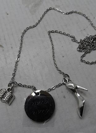 Ланцюжок на шию з кулончиками