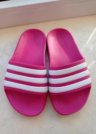 Оригинальные шлепанцы adidas 2