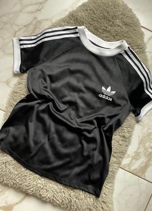 Футболка від adidas6 фото