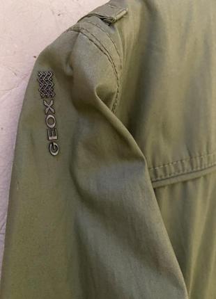 Чудова зелена куртка вітровка багато карманів тепла протидощова geox m оригінал9 фото
