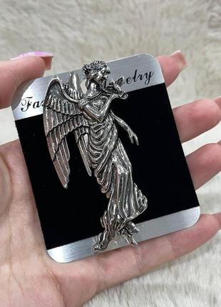 Стильная крупная брошь-кулон "небесный ангел в старинном серебре" - оригинальный подарок девушке3 фото