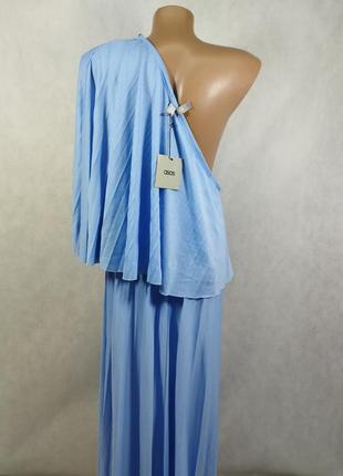Голубое платье на одно плечо плиссе4 фото