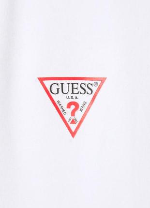 Женская футболка guess9 фото