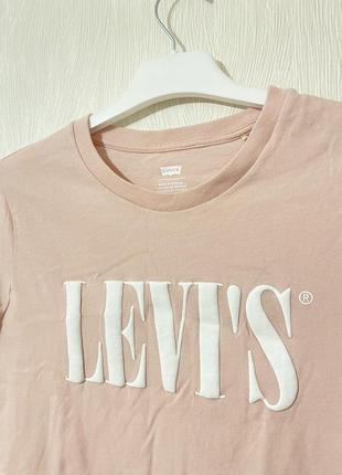 Женская футболка levi’s оригинал2 фото