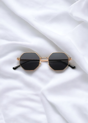 Сонцезахисні окуляри 🔥